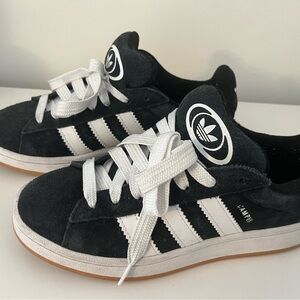 ADIDAS CAMPUS 00s BLACK AND WHITE